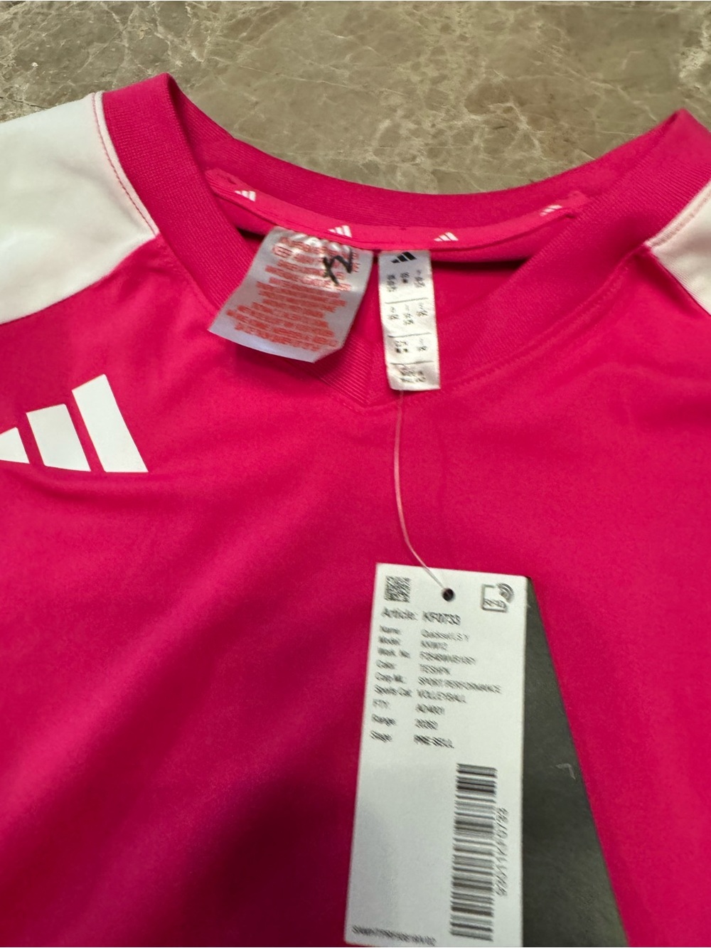 2 Adidas sport t shirts M - Picture 7 of 8